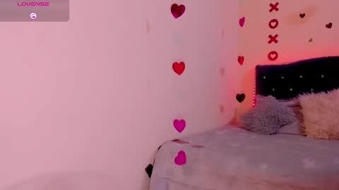 Alana online show from February 15, 9:48 pm