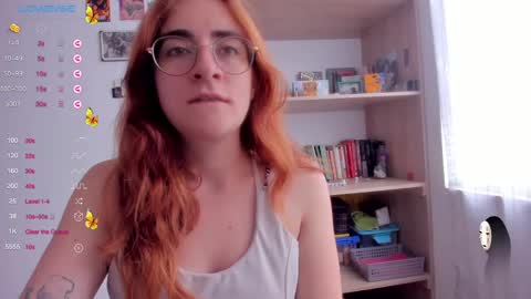 Snapshot of linda_giggle chatting on March 10, 2:16 pm Giggles  online show from March 10, 2:16 pm