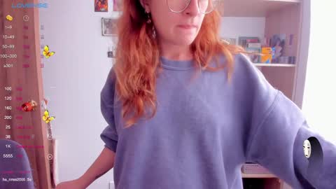 Snapshot of linda_giggle chatting on March 12, 5:38 pm Giggles  online show from March 12, 5:38 pm