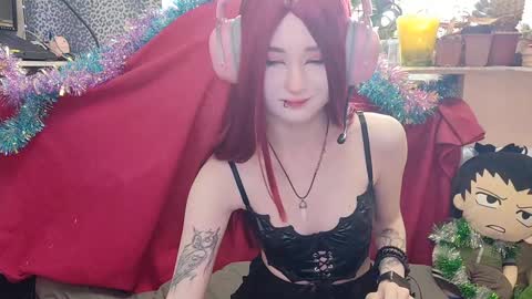 linda_harrisons online show from December 15, 9:56 am