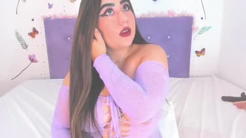 Linda  online show from October 15, 12:27 pm