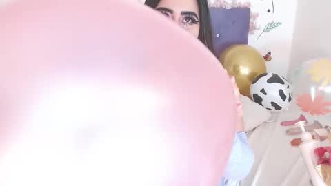 Linda  online show from March 15, 2:06 am