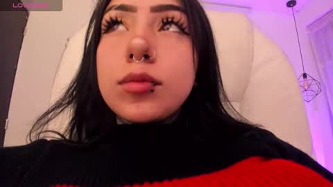 Lindaa maria  online show from October 15, 6:35 am