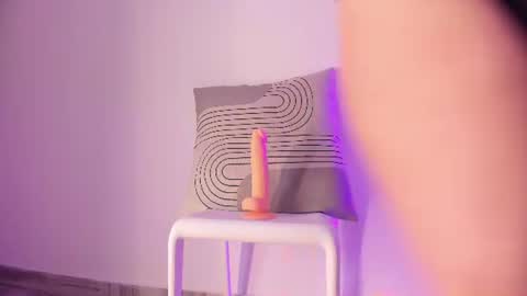 Snapshot of linda_moonrose chatting on July 15, 10:42 am Linda online show from July 15, 10:42 am