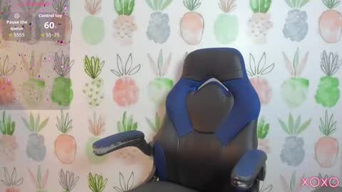 Snapshot of linda_rios_ chatting on September 17, 7:37 pm L I N D A online show from September 17, 7:37 pm