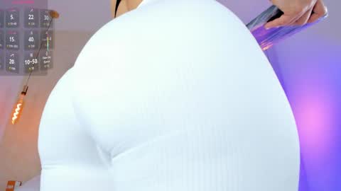 Linda Saenz online show from March 31, 11:32 am