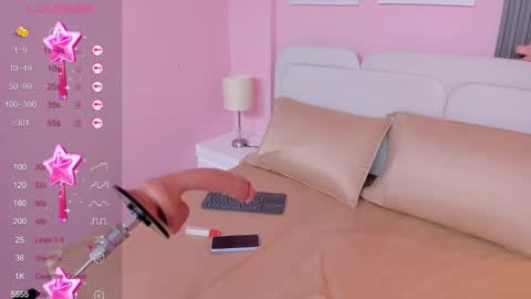 Snapshot of linda_sofi__ chatting on February 26, 7:49 pm linda_sofi__ online show from February 26, 7:49 pm