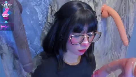Snapshot of linda_sofi__ chatting on October 15, 7:58 pm linda_sofi__ online show from October 15, 7:58 pm