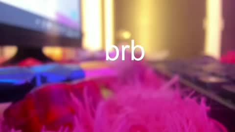 Snapshot of lindaa_miller chatting on February 24, 7:33 am linda miller online show from February 24, 7:33 am