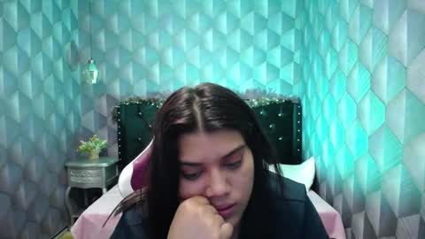    online show from January 5, 9:05 am