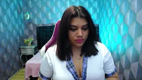    online show from January 8, 11:10 am