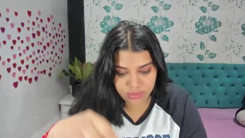    online show from February 3, 10:00 pm