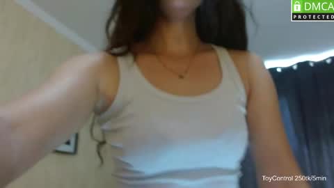 LindaErnestine online show from June 7, 7:45 am