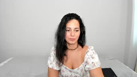 Linda online show from June 14, 2:24 am
