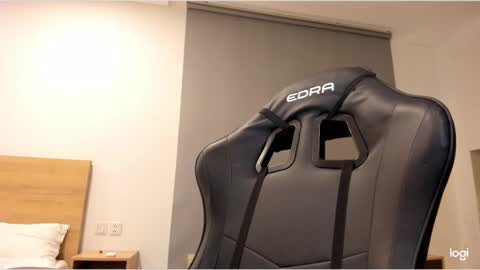 lindamei online show from February 6, 12:37 pm