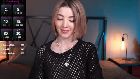 Snapshot of lindathacker chatting on February 4, 11:16 am your Linda is back online show from February 4, 11:16 am