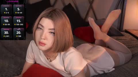 Snapshot of lindathacker chatting on March 10, 11:10 am your Linda is back online show from March 10, 11:10 am