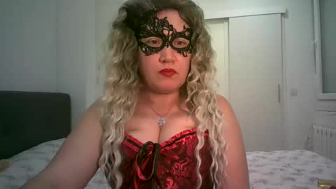 LindaXSmile online show from March 7, 12:26 am