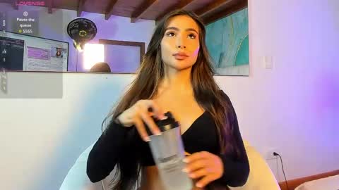 Lindsay Palmer online show from May 17, 1:51 pm