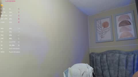 Snapshot of lindsay_sweet24 chatting on November 16, 6:52 am ana online show from November 16, 6:52 am