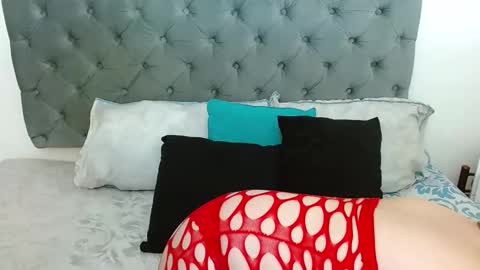 Lindsay online show from April 22, 8:54 pm