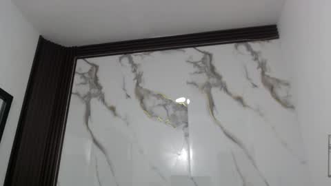  Lindsey  online show from April 20, 12:08 pm