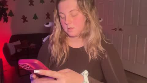 Snapshot of lindseyluxe chatting on November 13, 4:22 am Lindseyluxe online show from November 13, 4:22 am