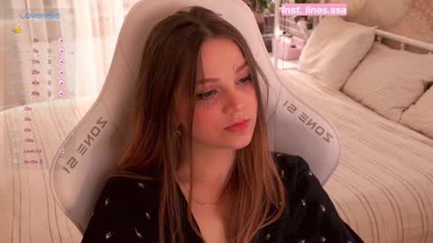 Snapshot of linesssssa chatting on January 24, 7:18 pm linesssssa online show from January 24, 7:18 pm