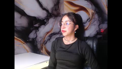 ling ling24 online show from February 21, 3:01 am