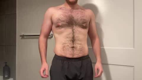 Snapshot of linked87 chatting on March 10, 4:07 am linked87 online show from March 10, 4:07 am