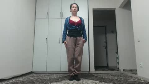 LinKissKiss online show from April 21, 6:52 am