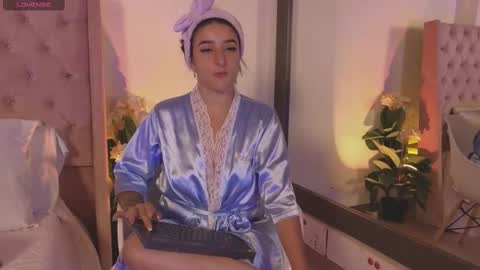 Luciana online show from March 29, 8:20 pm