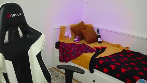 Tina online show from February 28, 6:53 pm