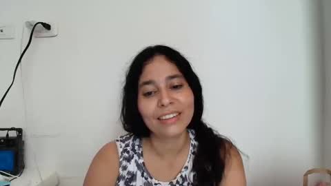 linsay10 online show from May 27, 4:37 pm