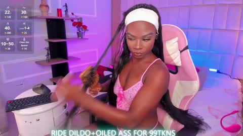     online show from February 14, 9:10 pm