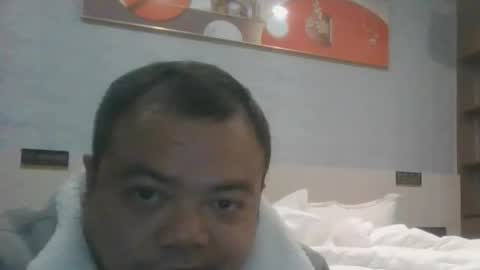 Snapshot of linzi99881l chatting on December 17, 11:49 am linzi99881l online show from December 17, 11:49 am