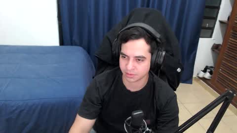 lionblake online show from April 13, 7:25 am