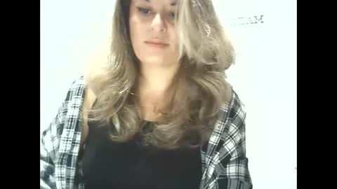 lionessmom online show from October 17, 3:58 pm