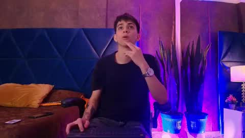 LION FOSTER online show from December 2, 8:59 pm