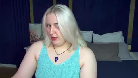 LioraArdyn online show from March 30, 5:19 am