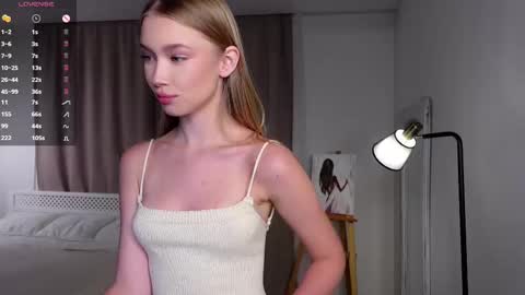 Lina online show from March 6, 11:58 am