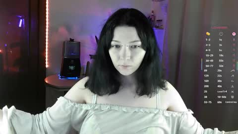 lirara online show from November 18, 5:23 am