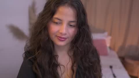 Lily see u on december 2 online show from October 3, 6:16 pm