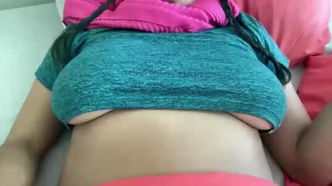 lirioooo8888 online show from March 25, 4:35 pm