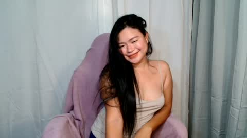 Snapshot of lirpa1997 chatting on July 14, 5:18 pm April online show from July 14, 5:18 pm