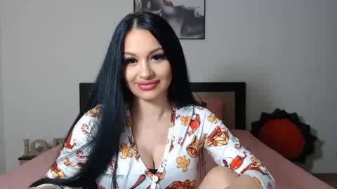 Lisa online show from December 1, 9:15 pm