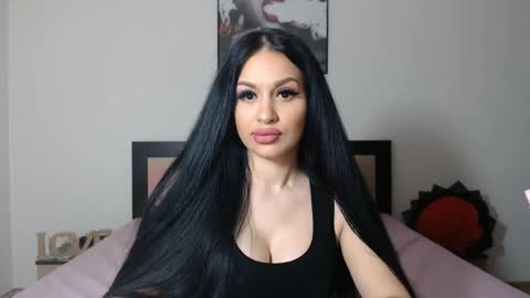 Lisa online show from December 9, 9:05 pm