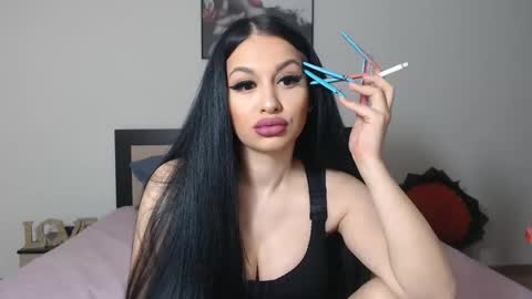 Lisa online show from December 17, 9:05 pm