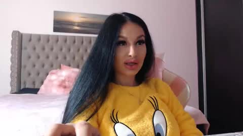 Lisa online show from November 18, 8:57 pm