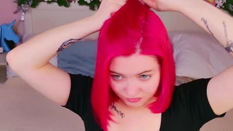 Snapshot of lisa_adam chatting on December 16, 4:13 am lissi online show from December 16, 4:13 am